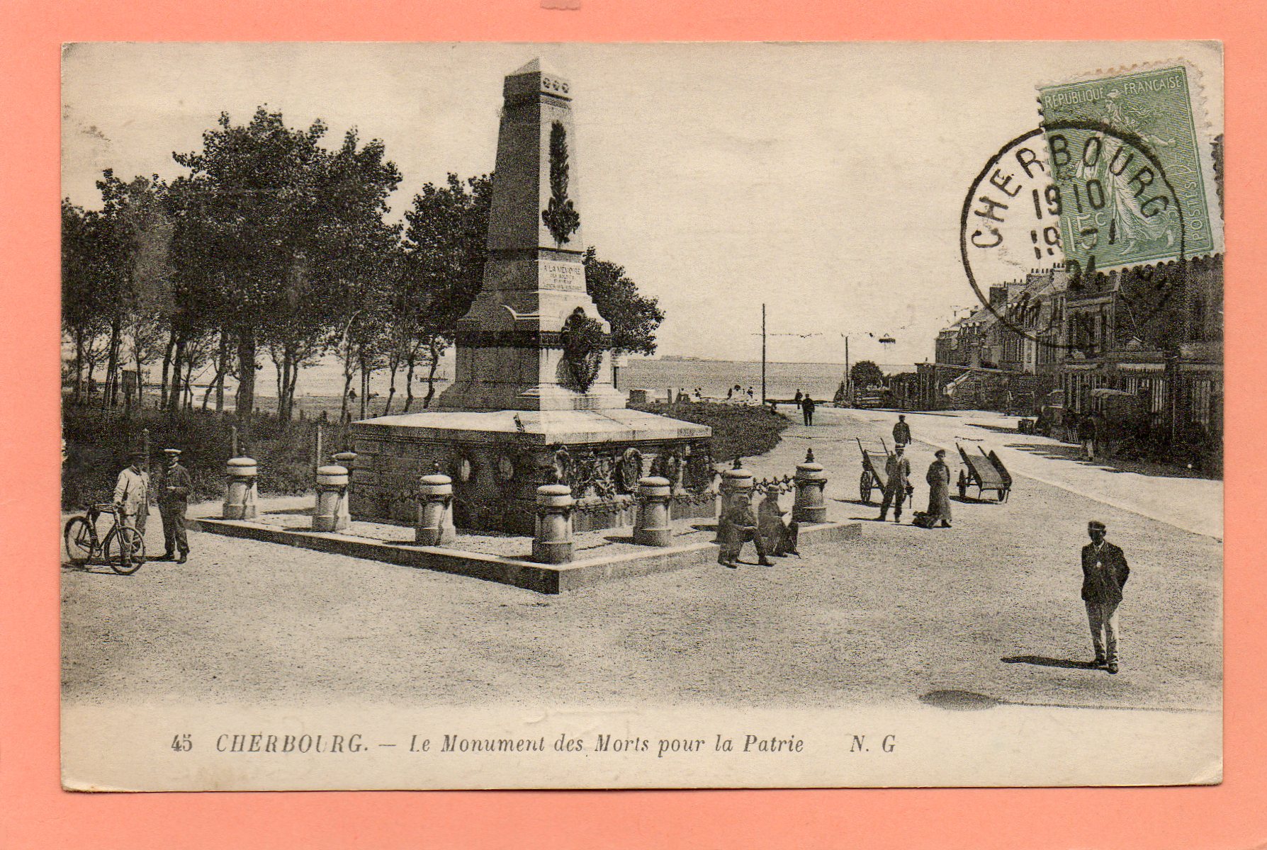 ....CPA/DEP 50/CHERBOURG LE MONUMENT 