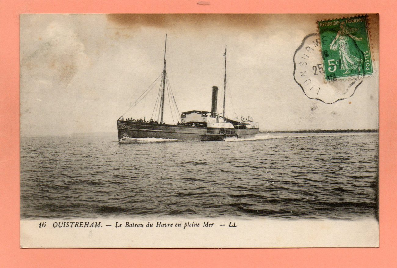 dept 14 - 16 - OUISTREHAM - Le Bateau du Havre en pleine Mer | AMT ...