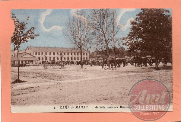 dept 10 - 4 - MAILLY-LE-CAMP - Camp  de  Mailly - Arrivée pour les Manœuvres
