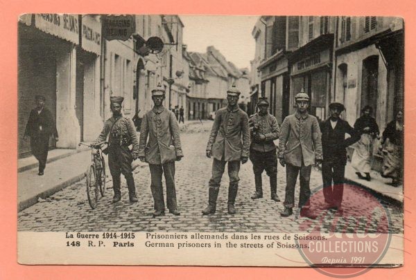 dept 02 - 148 - SOISSONS - La Guerre 1914-1915 - Prisonniers allemands dans les rues de Soissons