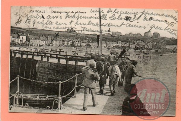 dept 35 - CANCALE - Débarquement de pêcheurs