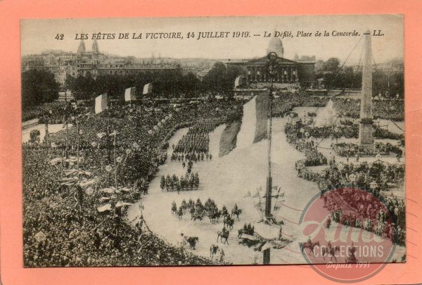 dept 75 - 42 - PARIS - Les Fêtes de la Victoire, 14 Juillet 1919 - Le Défilé, Place de la Concorde
