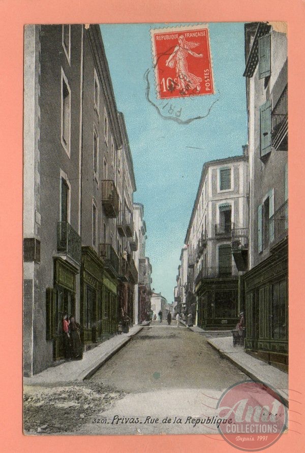 dept 07 - 3201 - PRIVAS - Rue de la République