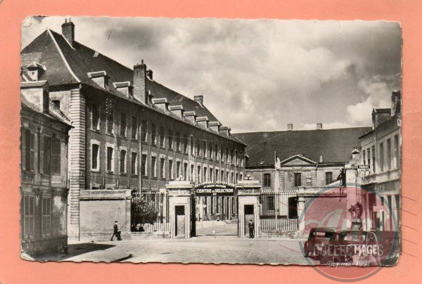 dept 59 - 300 - CAMBRAI - Caserne Mortier